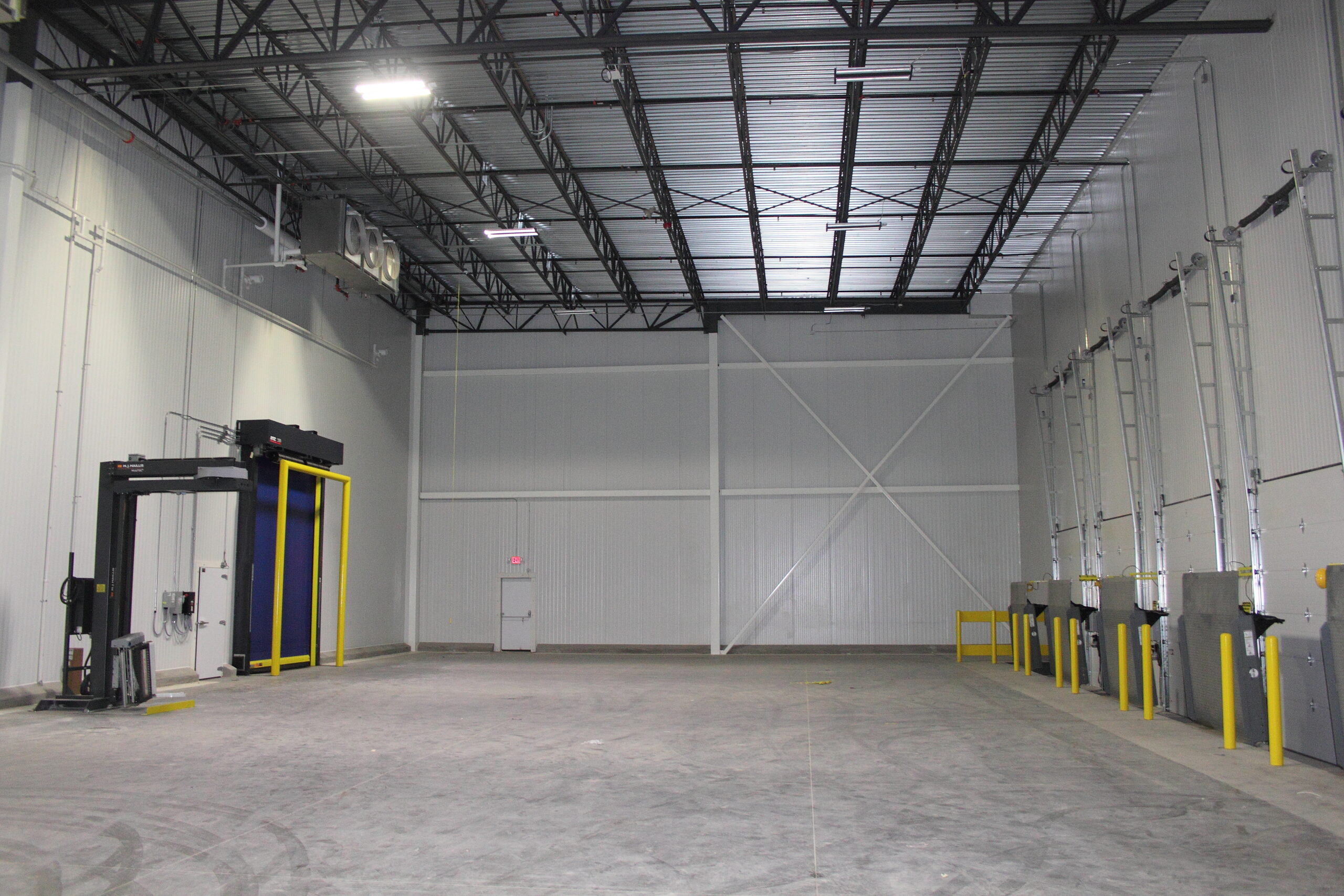 https://generalcontractor.com/wp-content/uploads/2021/07/chicken-express-084-scaled.jpg