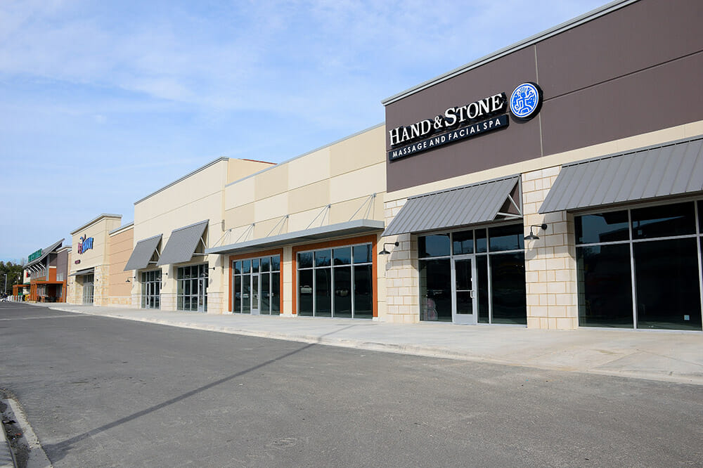 https://generalcontractor.com/wp-content/uploads/2023/09/arboretum-village-01-447.jpg