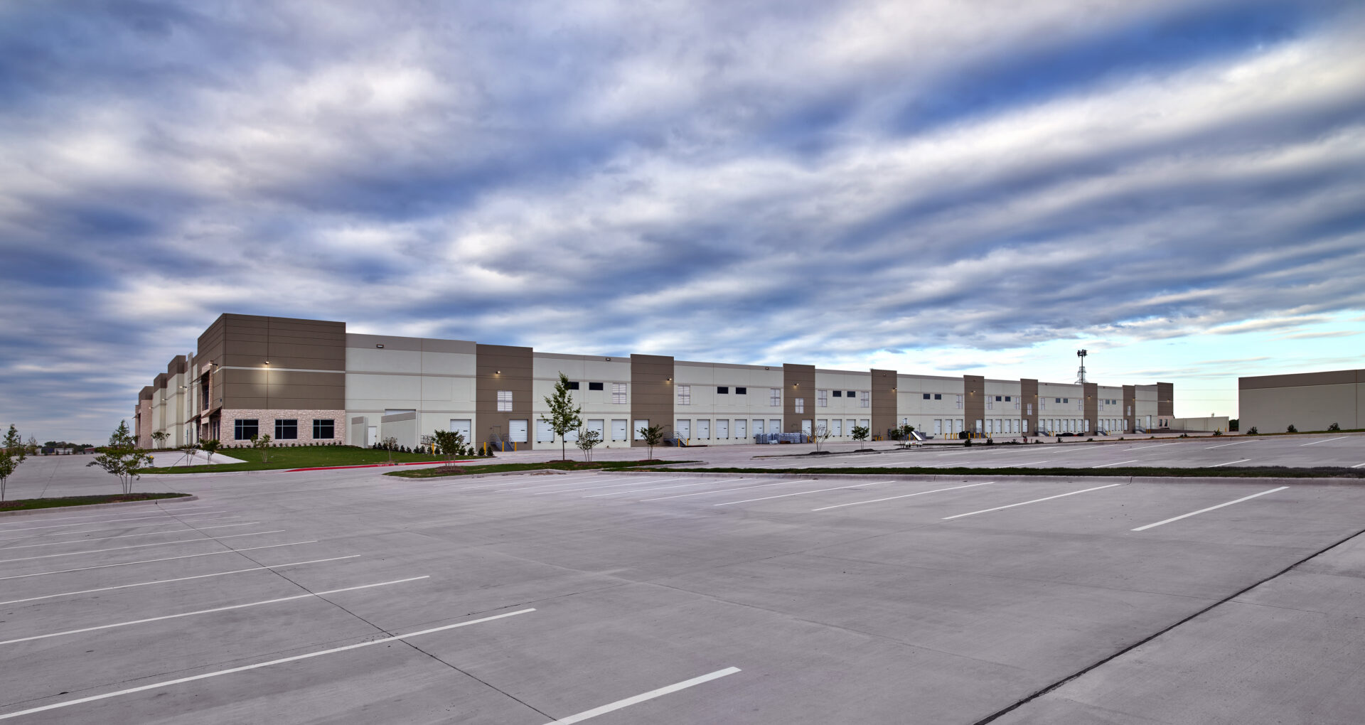 https://generalcontractor.com/wp-content/uploads/2023/09/bmc300hwy80_0004.jpg