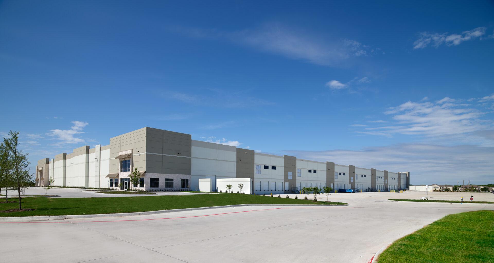 https://generalcontractor.com/wp-content/uploads/2023/09/bmc300hwy80_0004.jpg