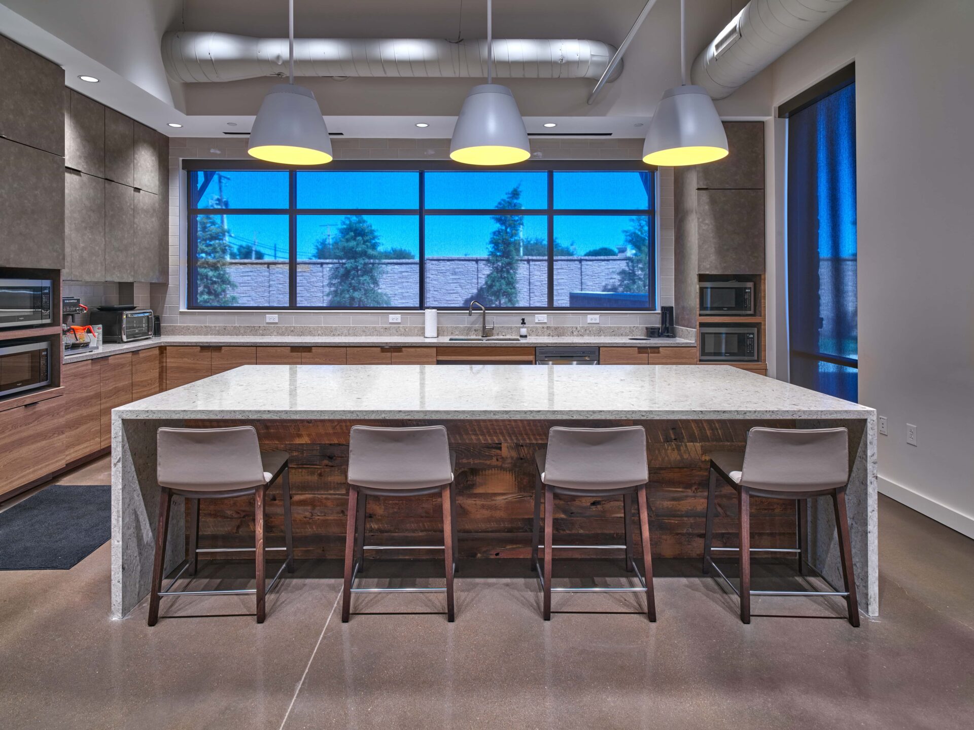 https://generalcontractor.com/wp-content/uploads/2023/08/BMC-fox-198-e1697031966161.jpg