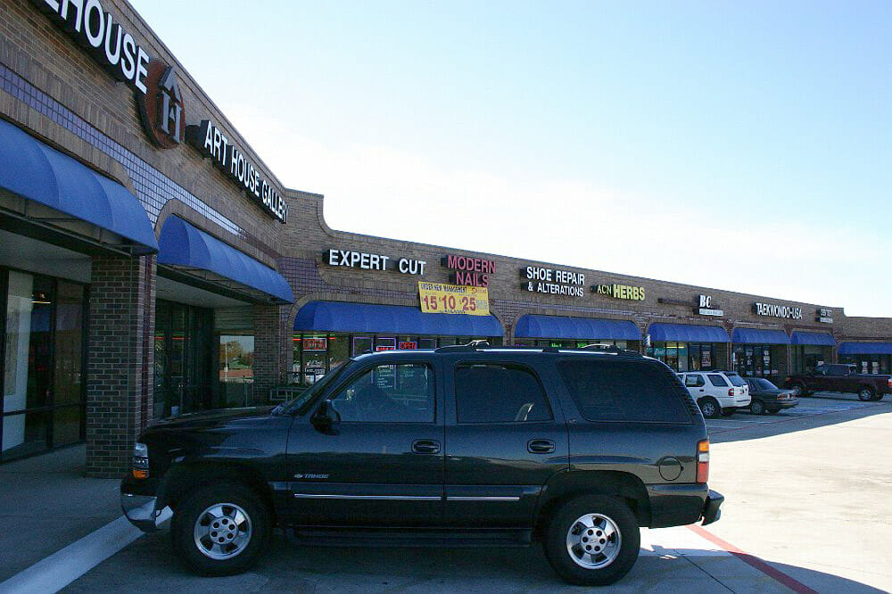 https://generalcontractor.com/wp-content/uploads/2023/09/briarwyck-shopping-center-001-1000.jpg