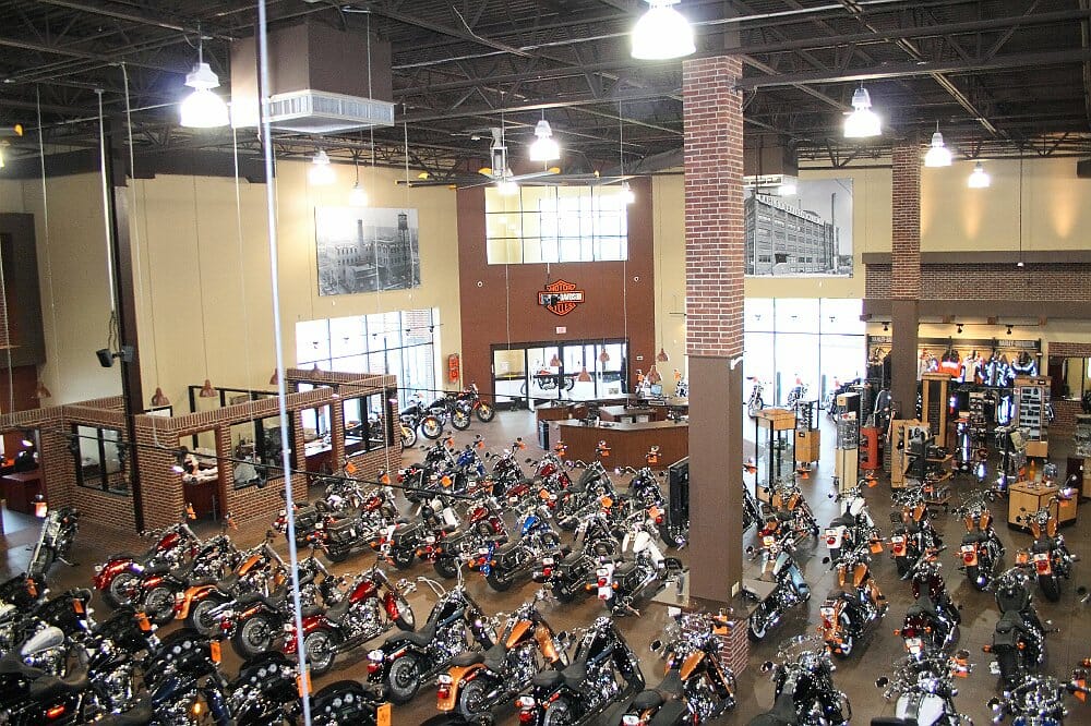 https://generalcontractor.com/wp-content/uploads/2023/09/harley-davidson-north-texas-dealership-004-549.jpg