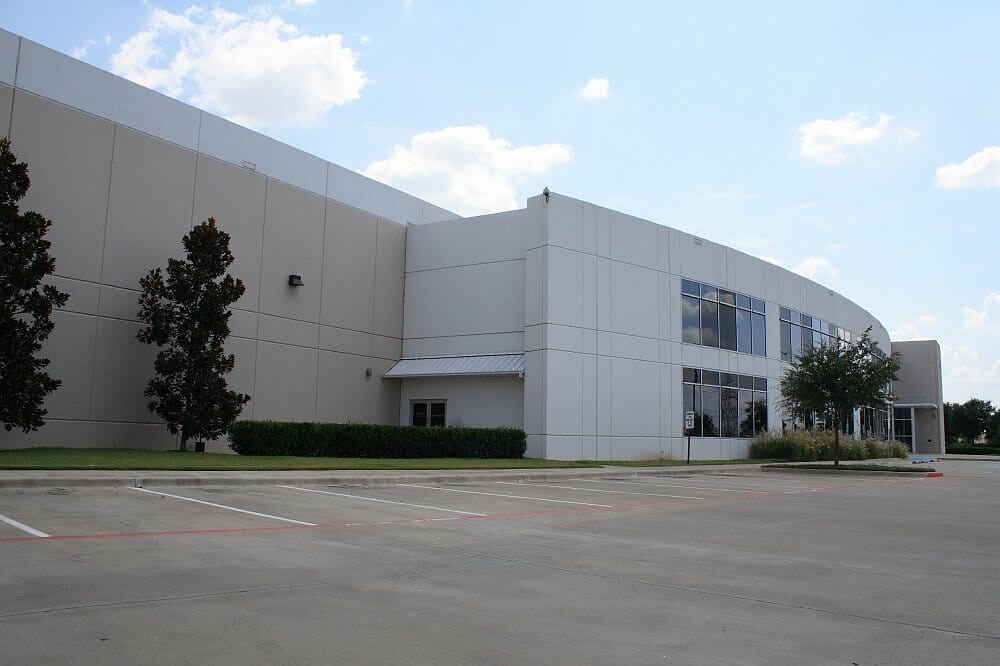 https://generalcontractor.com/wp-content/uploads/2023/09/mary-kay-warehouse-001-1000.jpg