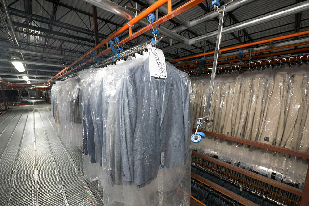 https://generalcontractor.com/wp-content/uploads/2023/09/trybus-distribution-center-43-1000.jpg