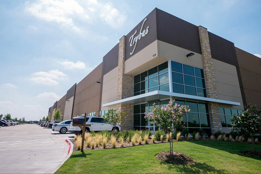 https://generalcontractor.com/wp-content/uploads/2023/09/trybus-distribution-center-43-1000.jpg