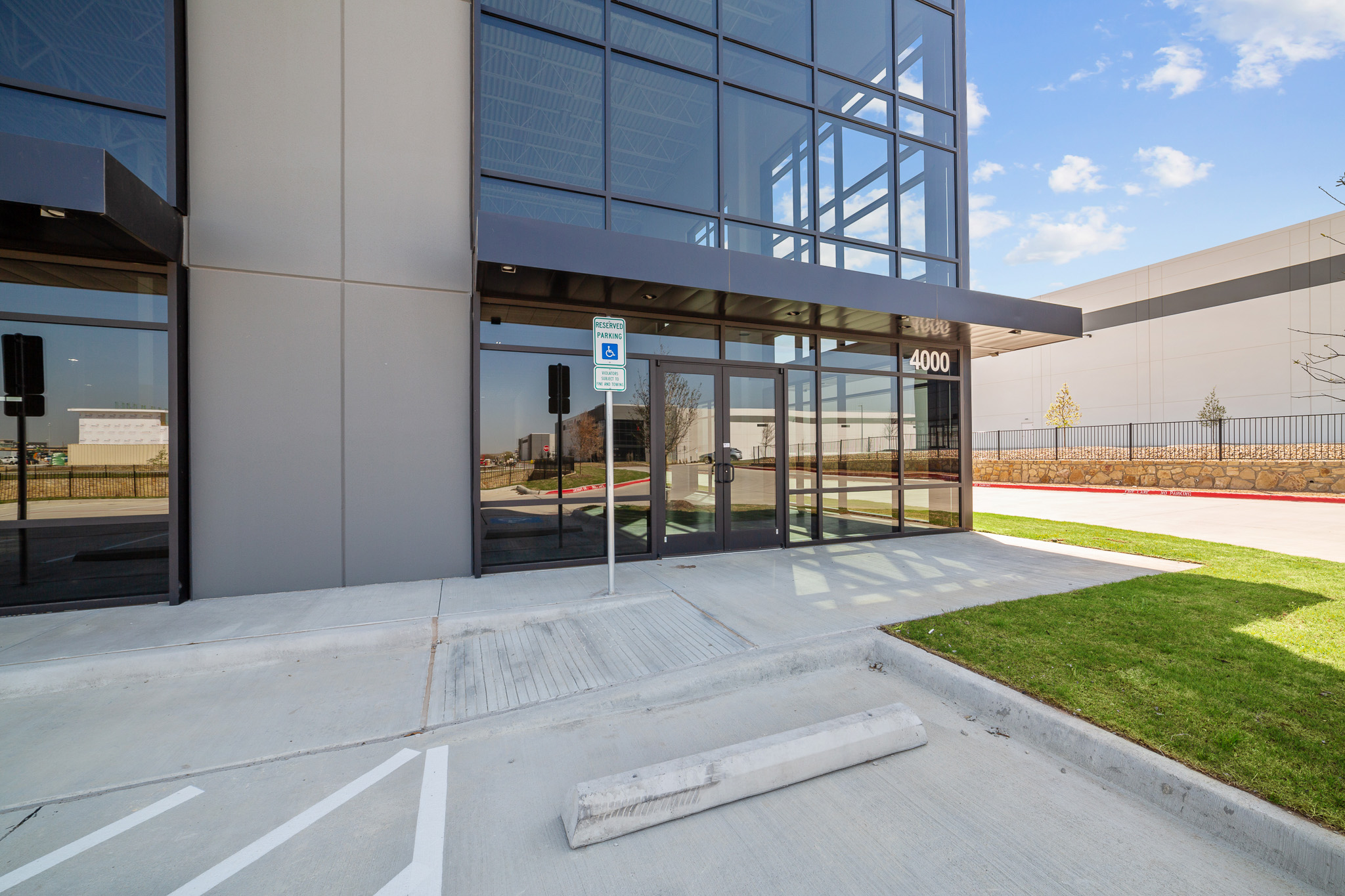 https://generalcontractor.com/wp-content/uploads/2024/12/WJ4A9835-1-e1743015723934.jpg