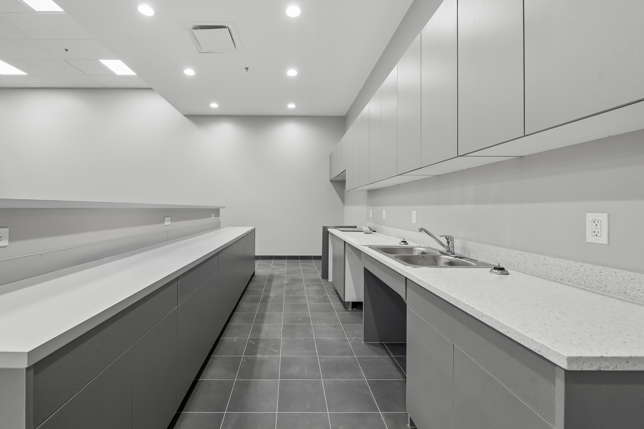 https://generalcontractor.com/wp-content/uploads/2026/10/DHL-Web-Cover.jpg