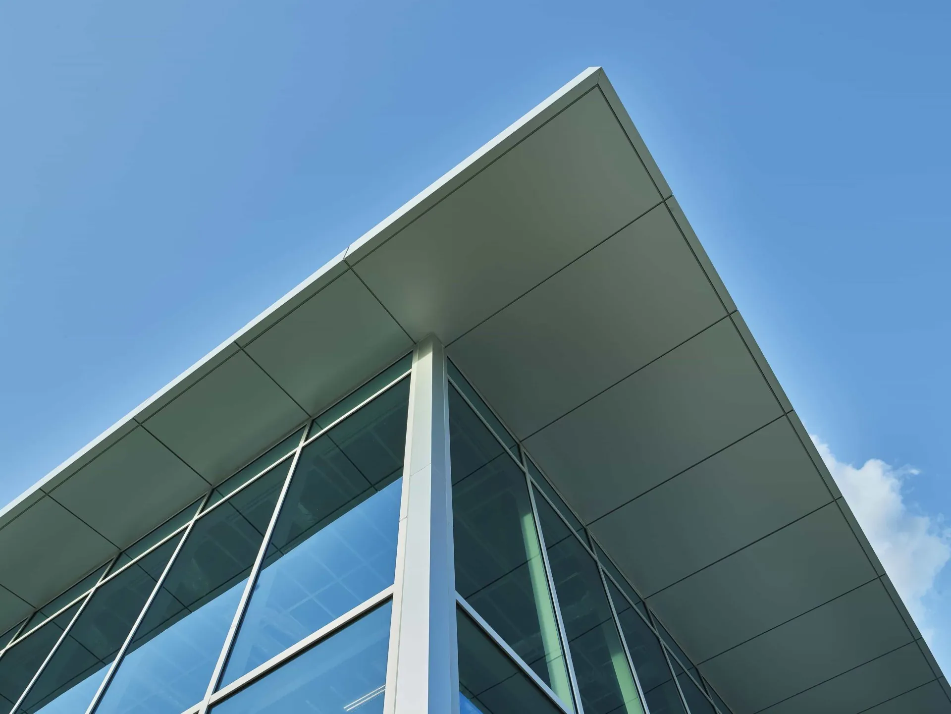https://generalcontractor.com/wp-content/uploads/2023/09/Bent-Tree.png