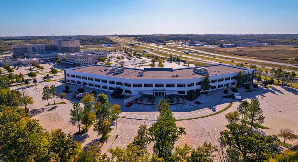 https://generalcontractor.com/wp-content/uploads/2023/09/cigna-office-call-center-070-1000.jpg