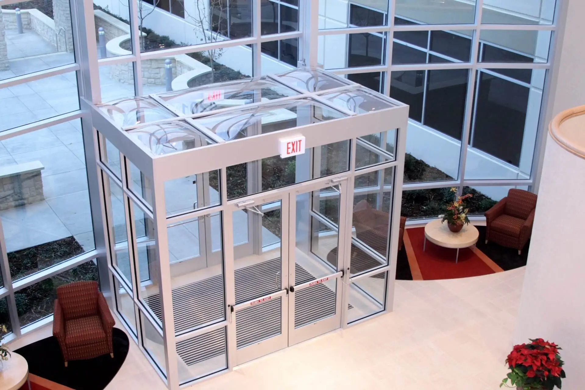 https://generalcontractor.com/wp-content/uploads/2023/09/offices-walnut-hill-016-549.jpg