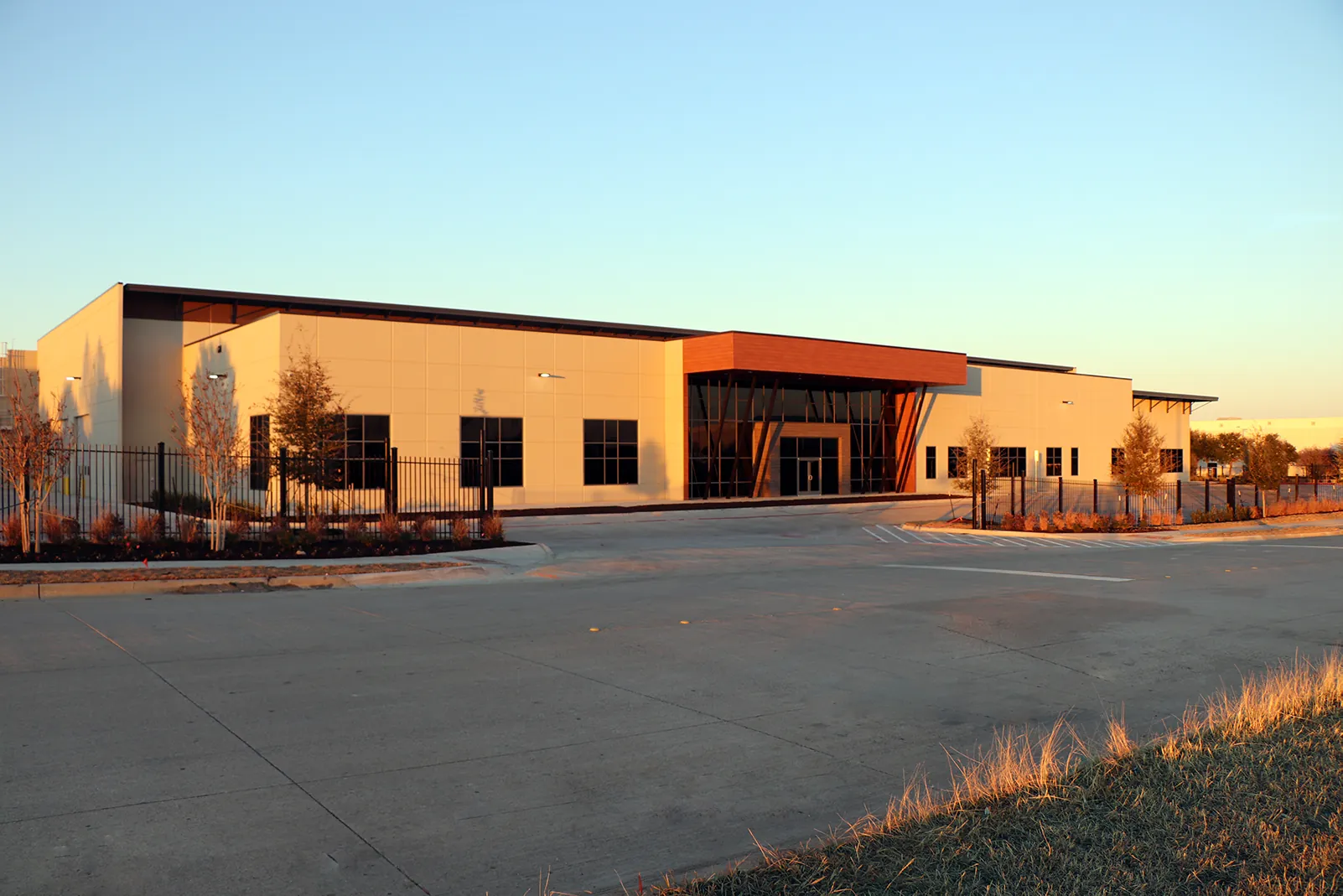 https://generalcontractor.com/wp-content/uploads/2023/09/BMC-plywdcofw-115.jpg