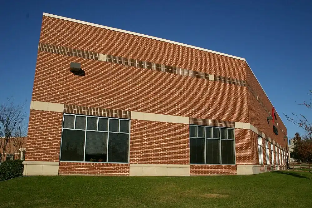https://generalcontractor.com/wp-content/uploads/2023/09/allen-tech-center-004-1000.jpg