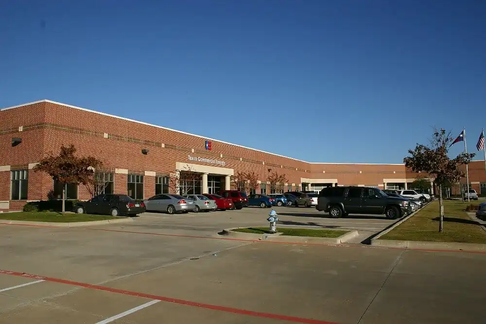 https://generalcontractor.com/wp-content/uploads/2023/09/allen-tech-center-004-1000.jpg