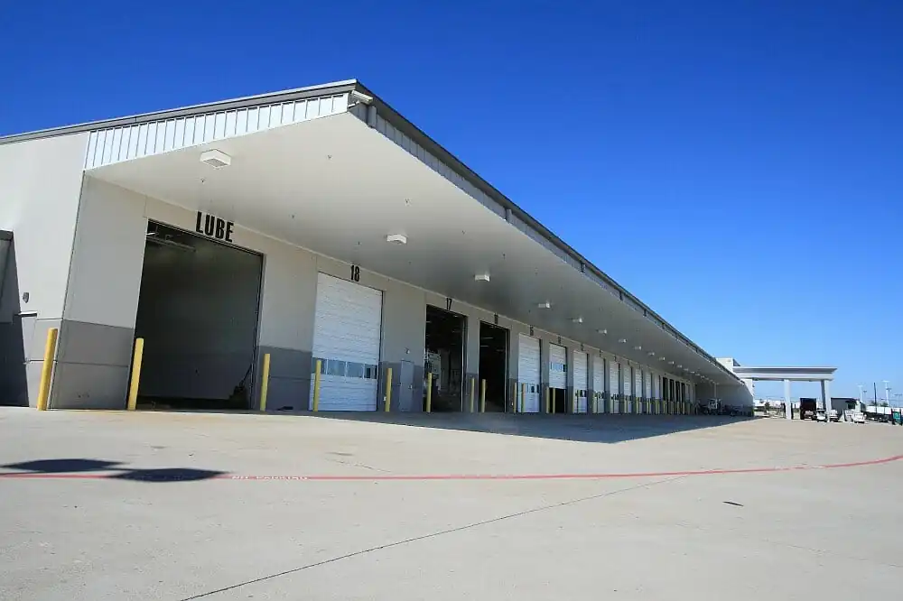 https://generalcontractor.com/wp-content/uploads/2023/09/atc-freightliner-106-1000-1.jpg