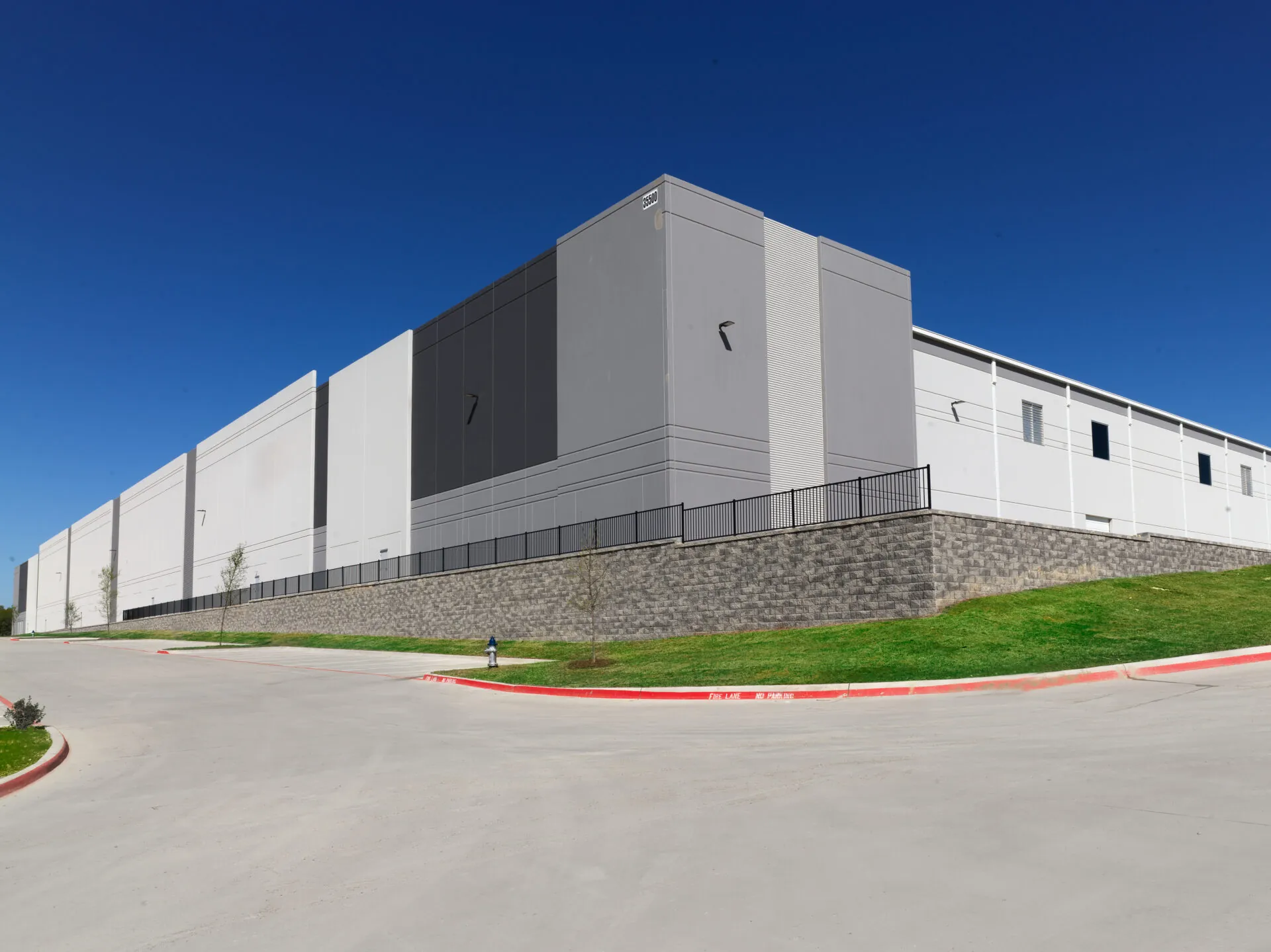 https://generalcontractor.com/wp-content/uploads/2023/09/bmc.I-20log_0289.jpg
