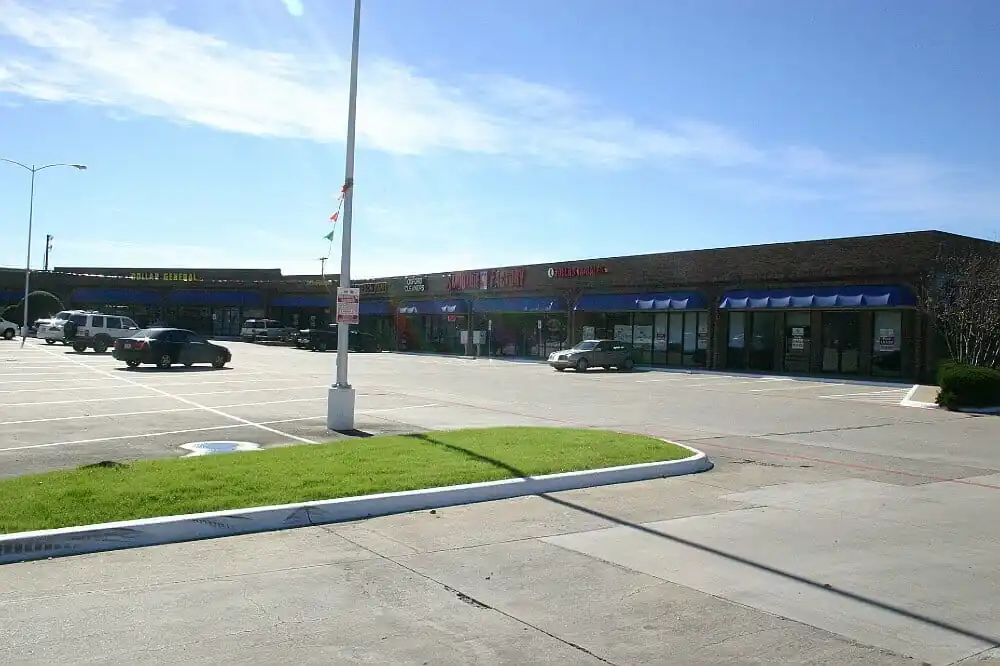 https://generalcontractor.com/wp-content/uploads/2023/09/briarwyck-shopping-center-001-1000.jpg