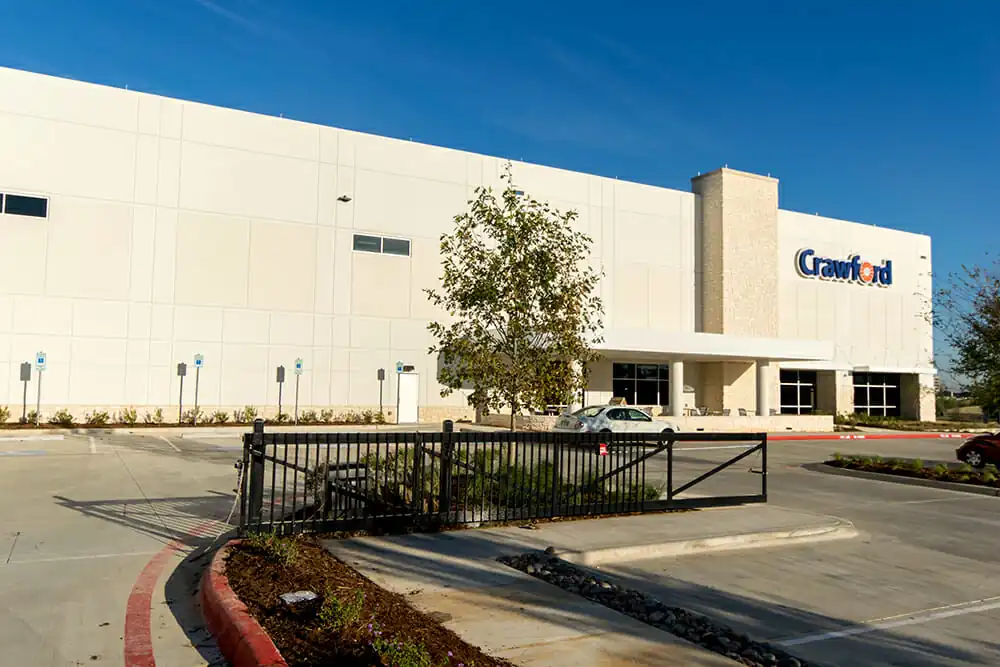 https://generalcontractor.com/wp-content/uploads/2023/09/crawford-electric-warehouse-009-1000.jpg