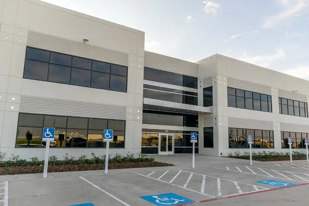 https://generalcontractor.com/wp-content/uploads/2023/09/galderma-office-building-01-1000.jpg