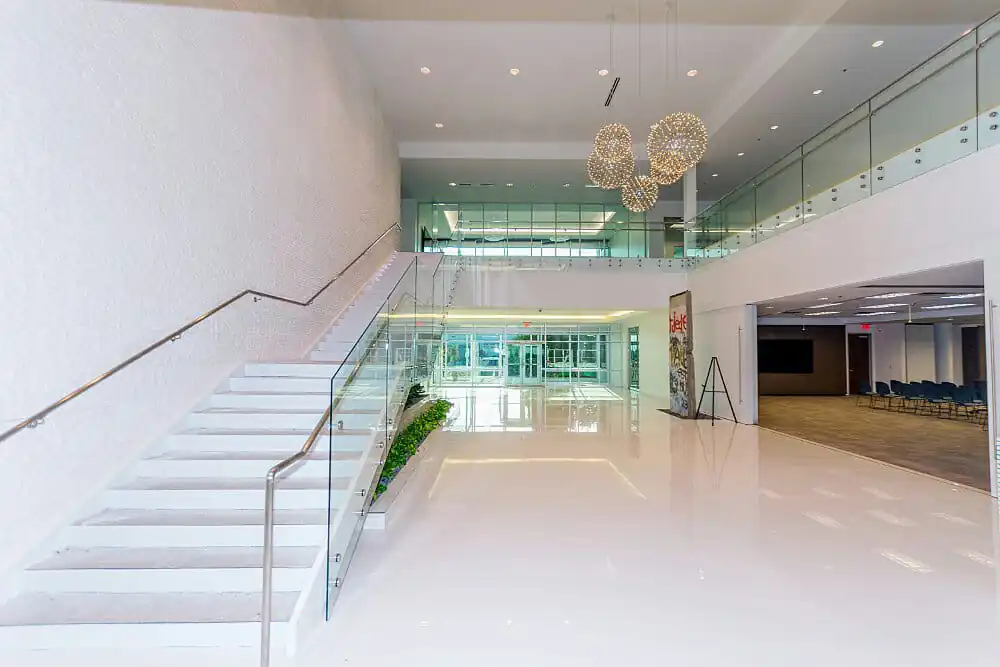 https://generalcontractor.com/wp-content/uploads/2023/09/galderma-office-building-01-1000.jpg