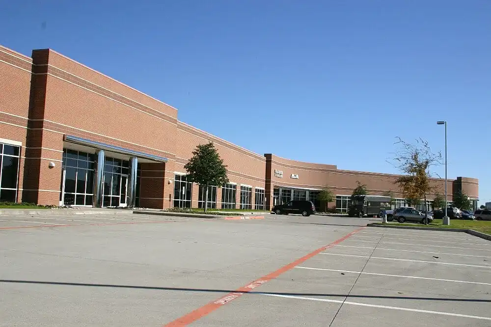 https://generalcontractor.com/wp-content/uploads/2023/09/international-parkway-tech-center-001-1000.jpg