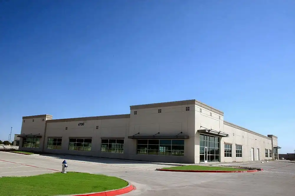 https://generalcontractor.com/wp-content/uploads/2023/09/legacy-III-flex-tech-012-1000.jpg
