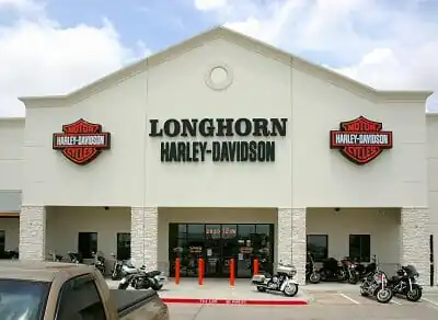 https://generalcontractor.com/wp-content/uploads/2023/09/longhorn-harley-davidson-dealership-017-1000.jpg
