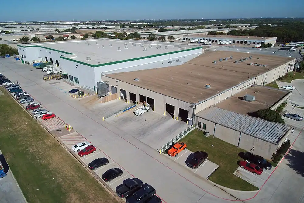 https://generalcontractor.com/wp-content/uploads/2023/09/oldcastle-manufacturing-06-1000.jpg