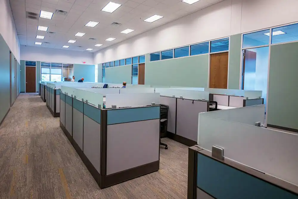 https://generalcontractor.com/wp-content/uploads/2023/09/trybus-distribution-center-43-1000.jpg
